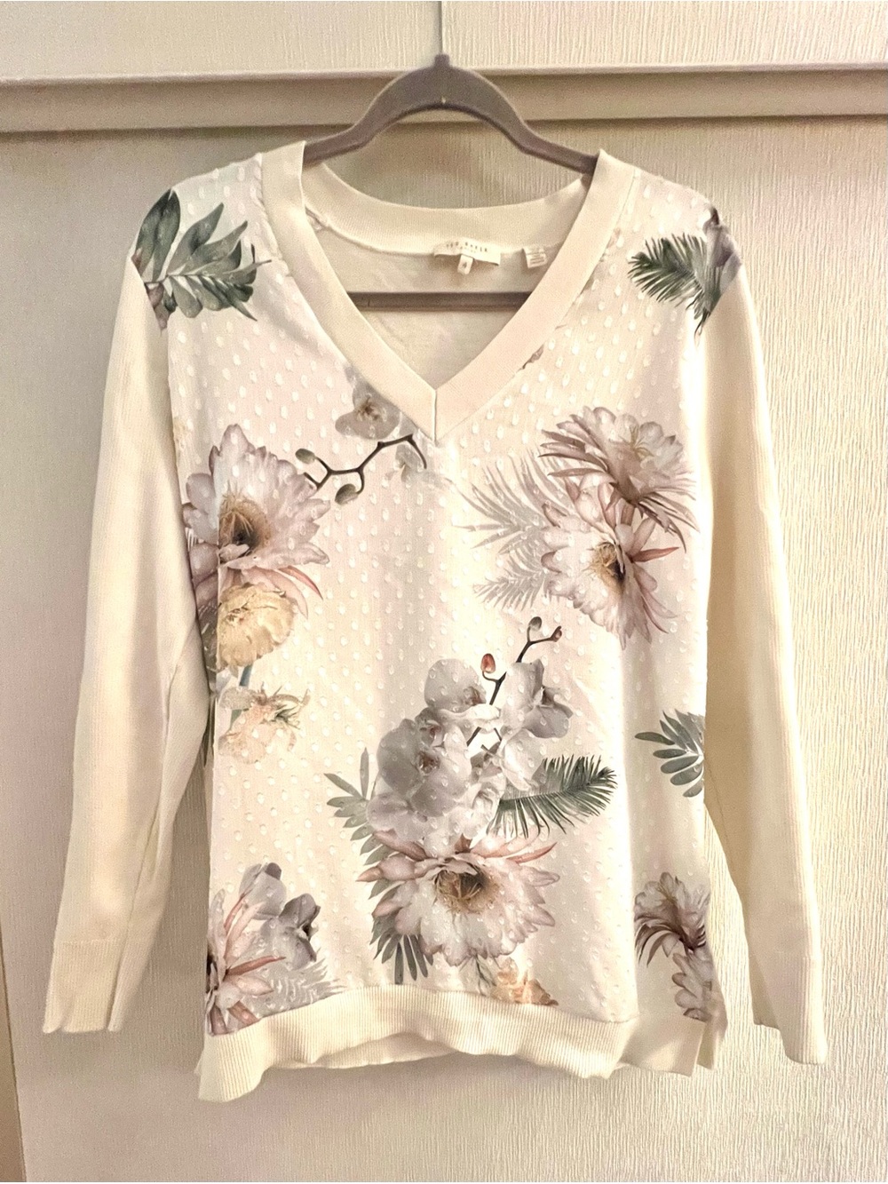 Ted Baker Merisha Kaylaaa Woodland Floral Front V-Neck Jumper Sweater